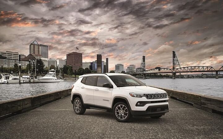 SUV Comparisons image